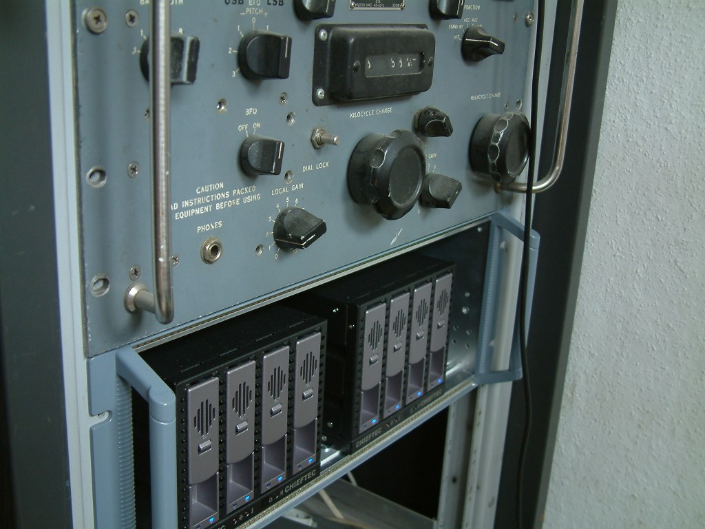 ../rack_front.jpg